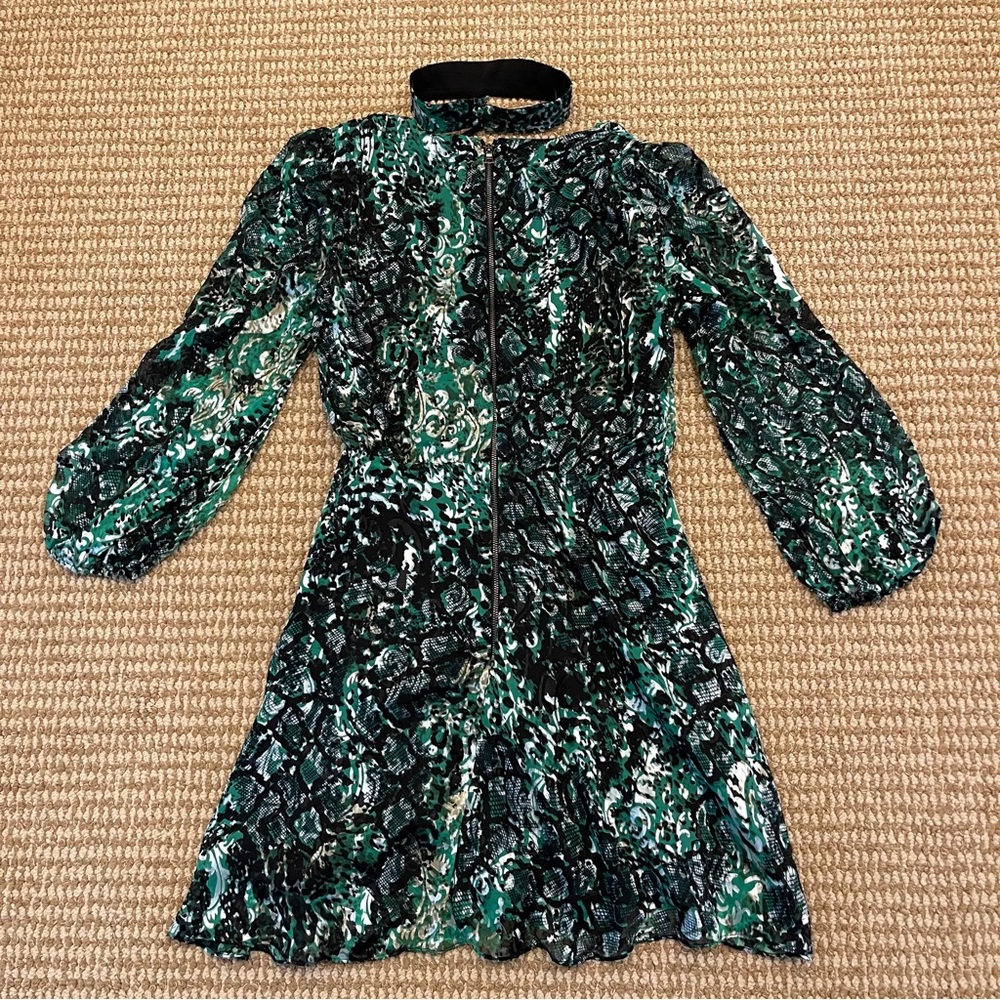 Alice + Olivia Rita Green Snakeskin Dress 4 - Picture 12 of 12